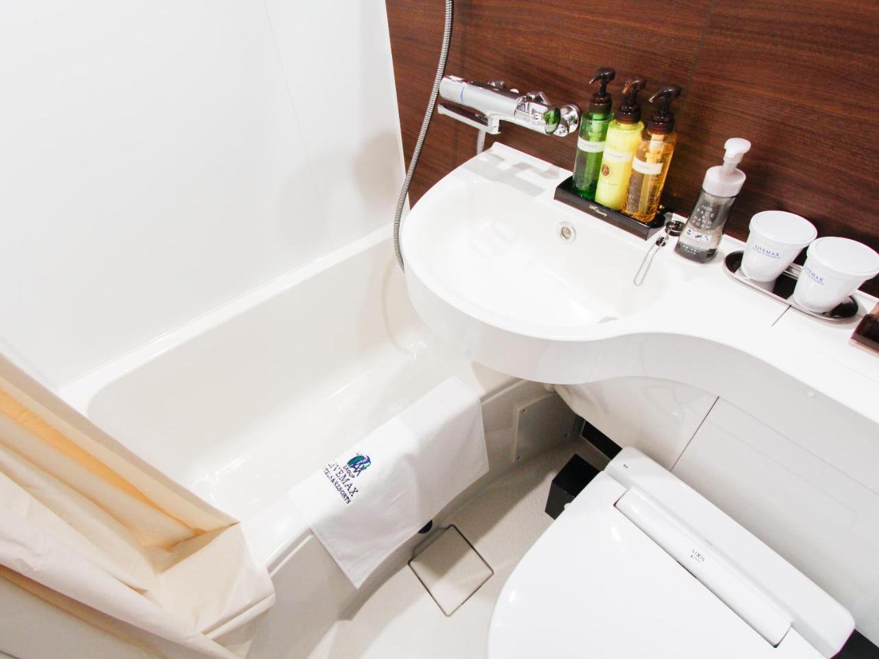 Hotel Livemax Shinsaibashi East Osaka Exteriör bild